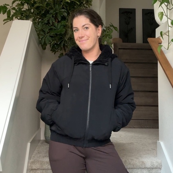 Lululemon reversible teddy coat - Picture 2 of 4